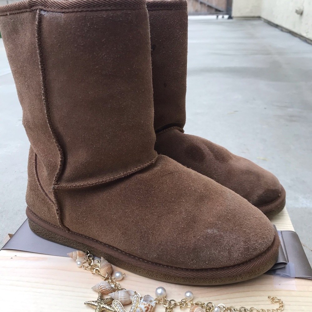 Alpine Design Boots - image 4